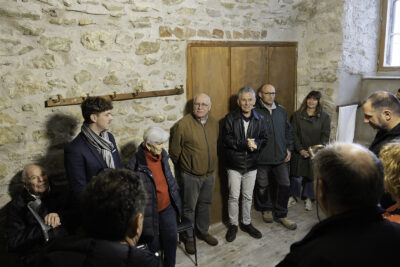 Agrandir l'image 2 sur 3, fenêtre modale