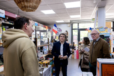 Agrandir l'image 1 sur 2, fenêtre modale