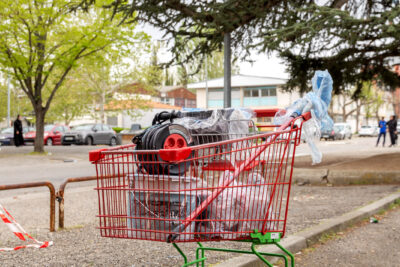 Cadis rempli de matériel - Agrandir l'image 9 sur 10, fenêtre modale