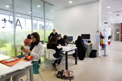 Agrandir l'image 4 sur 6, fenêtre modale