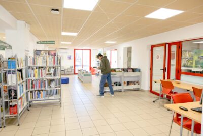 Agrandir l'image 2 sur 9, fenêtre modale
