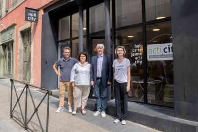 Agrandir l'image 4 sur 4, fenêtre modale