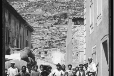 Agrandir l'image 1 sur 2, fenêtre modale