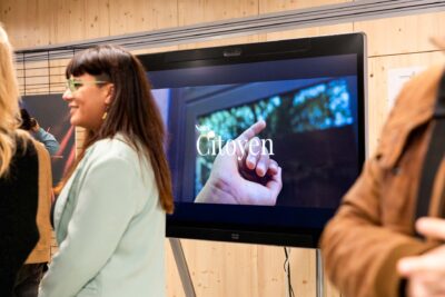 Projection sur écran du court métrage - Agrandir l'image 3 sur 5, fenêtre modale