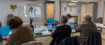 Les participants participent à l'atelier